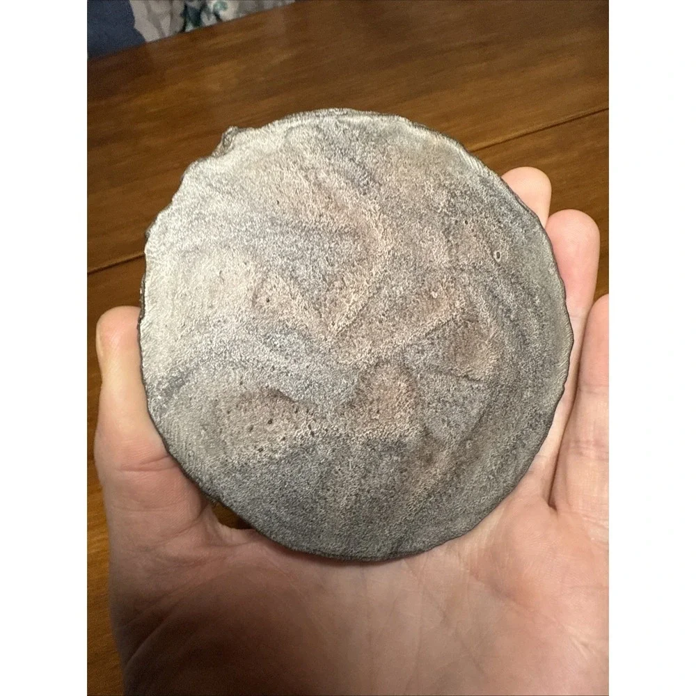 Vintage Cast-Iron Pot/Candle Holder Trivet 4‎ Inches